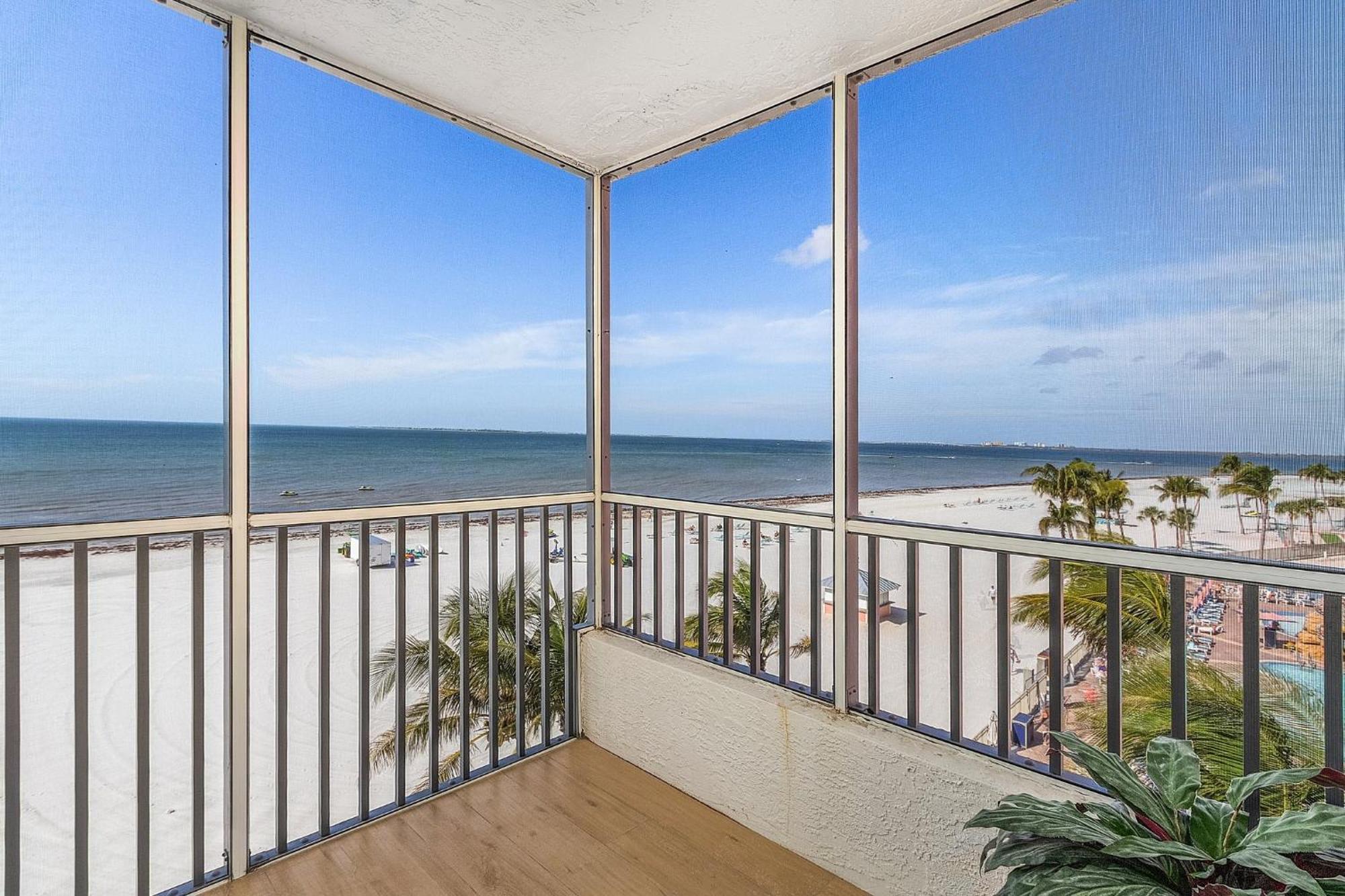 Welcome To Beach Villa'S # 406 Vacation Rental - 250 Estero Blvd Condo Fort Myers Beach Exteriör bild